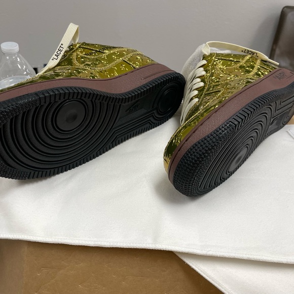 Nike - Louis Vuitton Air Force 1 Low “Virgil Abloh- Metallic Gold” Size 7.5 - Picture 11 of 12